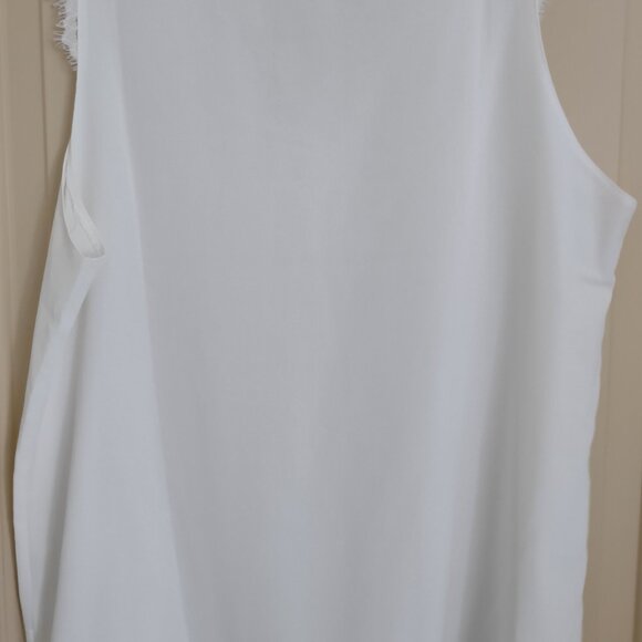V-Neck Lace White Loose Tank Top Sz Large - Picture 3 of 3